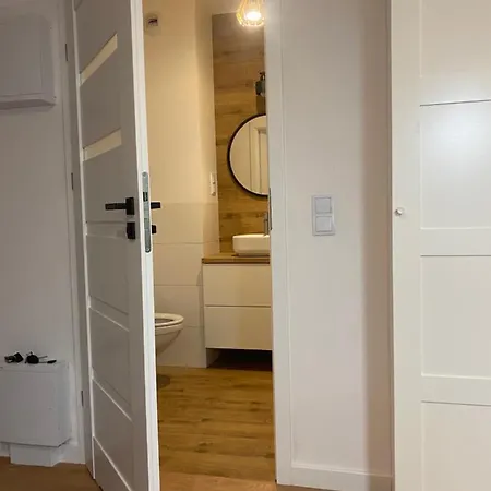 Apartman Airport Kl21 - Air Condition & Free Parking Varsó