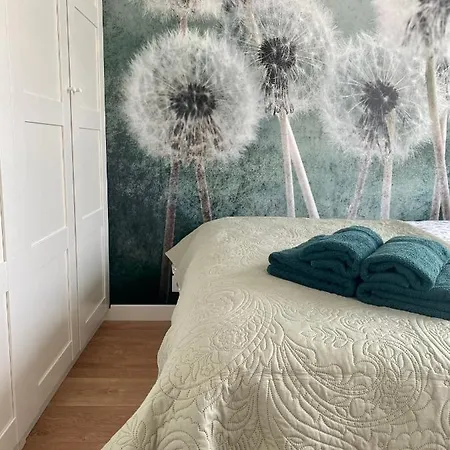 Airport Kl21 - Air Condition & Free Parking Apartman