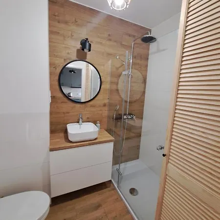 Apartman Airport Kl21 - Air Condition & Free Parking *