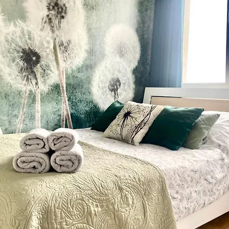 Airport Kl21 - Air Condition & Free Parking *