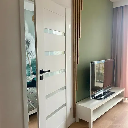 Airport Kl21 - Air Condition & Free Parking